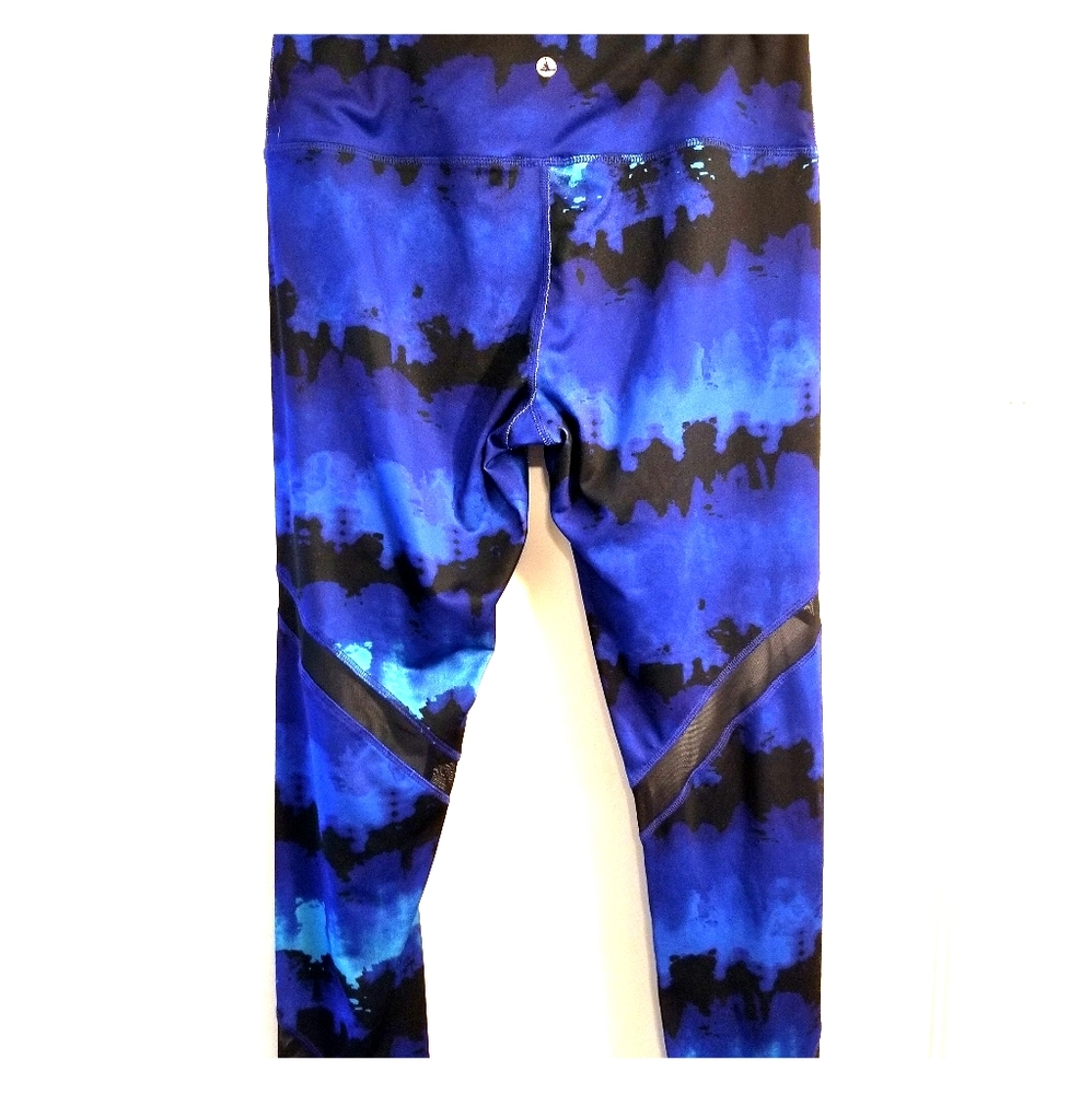 See thru mesh detail legging